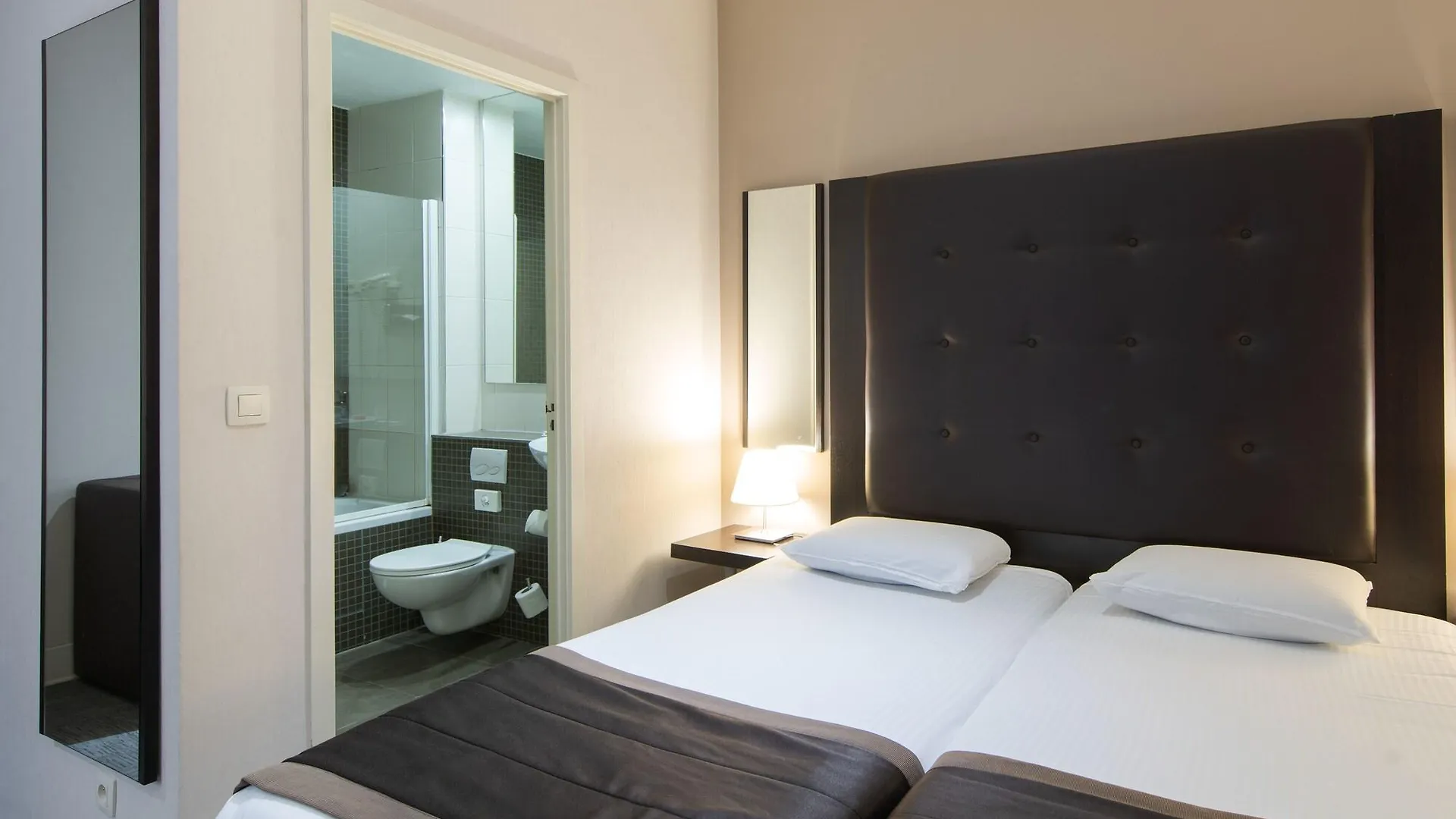 ***  Hotel Chambord Βρυξέλλες Βέλγιο